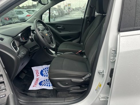 Used 2020 Chevrolet Trax LS w/ Tint and Cruise Package image 9