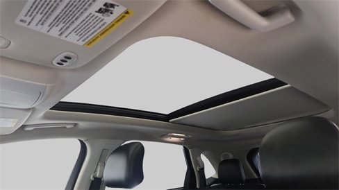 Certified 2018 Ford Edge Titanium w/ Technology Package image 11
