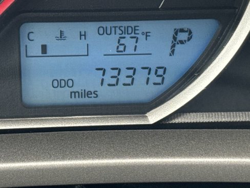 Used 2015 Toyota RAV4 LE image 17