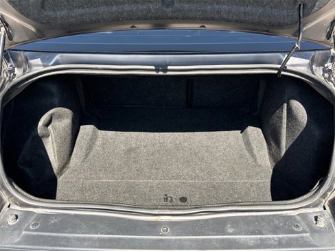 Used 2015 Dodge Challenger R/T Plus image 25