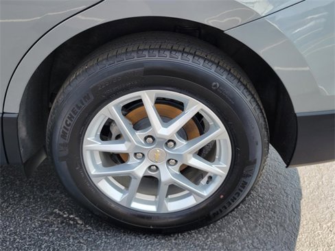 Used 2023 Chevrolet Equinox LT image 10