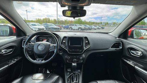 Used 2021 Jeep Cherokee Latitude Plus image 24