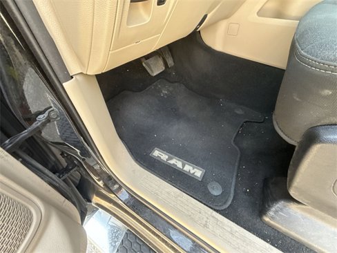Used 2019 RAM 1500 Big Horn image 33