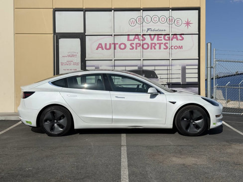 Used 2020 Tesla Model 3 Standard Range Plus image 5