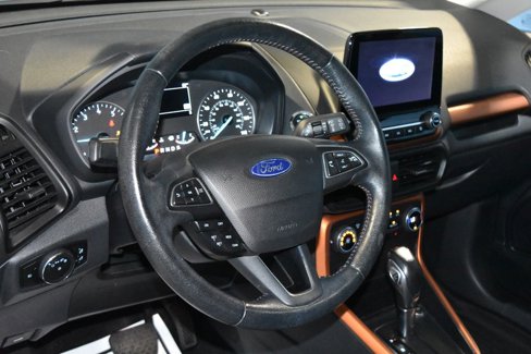 Used 2022 Ford EcoSport SE w/ SE Convenience Package image 2
