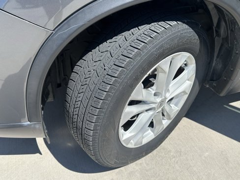 Used 2014 Nissan Rogue SV image 32