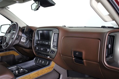 Used 2018 Chevrolet Silverado 1500 High Country image 25