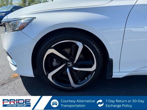 Used 2019 Honda Accord Sport image 12