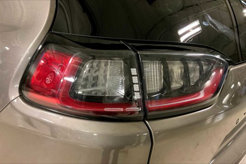 Used 2019 Jeep Cherokee Overland w/ Heavy Duty Protection Group image 26
