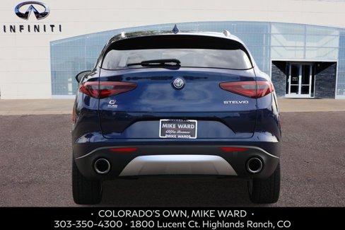 Used 2018 Alfa Romeo Stelvio AWD image 4