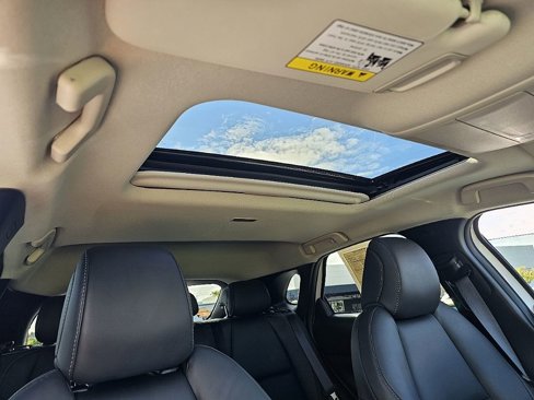 Certified 2025 MAZDA CX-30 AWD 2.5 S w/ Preferred Package image 18