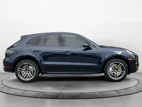 Used 2020 Porsche Macan Turbo image 8