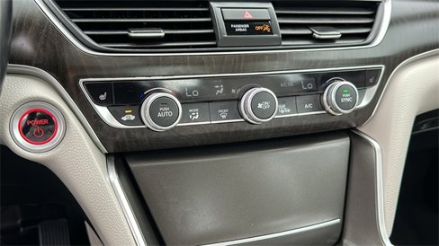 Used 2022 Honda Accord EX-L image 19