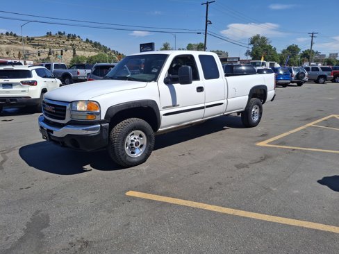 Used 2004 GMC Sierra 2500 4x4 Extended Cab HD image 3