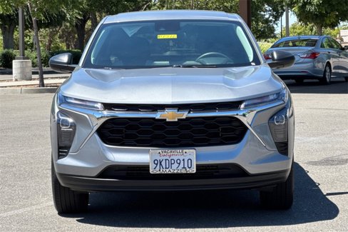 Used 2024 Chevrolet Trax LS w/ Driver Confidence Package image 6