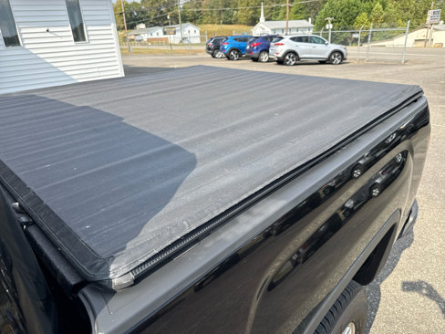 Used 2015 GMC Sierra 1500 SLE w/ SLE Value Package image 17