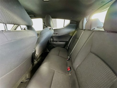 Used 2018 Toyota C-HR XLE image 24