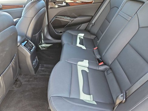 Used 2019 Kia Cadenza Premium image 20