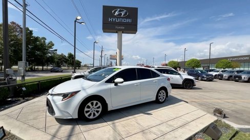 Used 2022 Toyota Corolla LE image 7