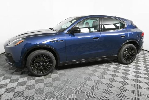 New 2025 Maserati Grecale Modena image 2