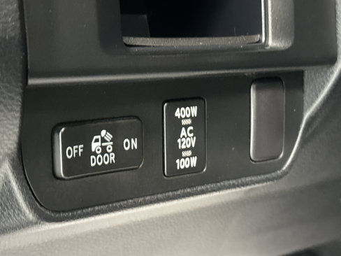 Used 2016 Toyota Tacoma TRD Sport image 14
