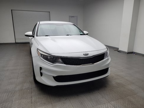 Used 2018 Kia Optima LX image 14