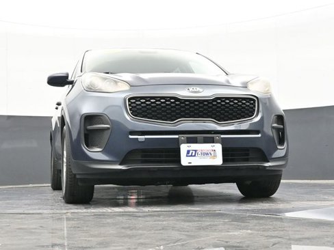 Used 2017 Kia Sportage LX image 45