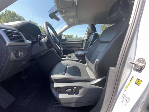 Used 2021 Volkswagen Atlas SE image 13