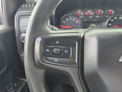 Used 2020 Chevrolet Silverado 1500 Custom w/ Custom Value Package image 21