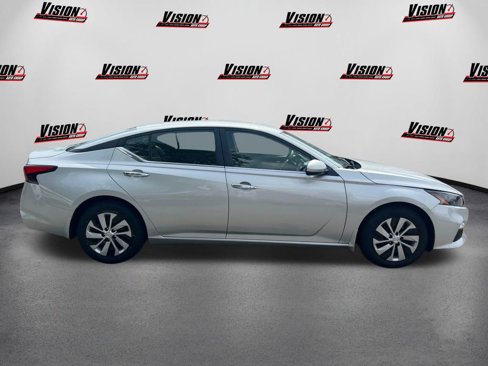 Used 2022 Nissan Altima 2.5 S image 4