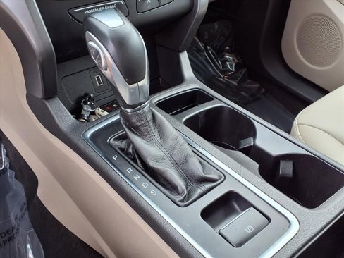 Used 2019 Ford Escape SEL image 14