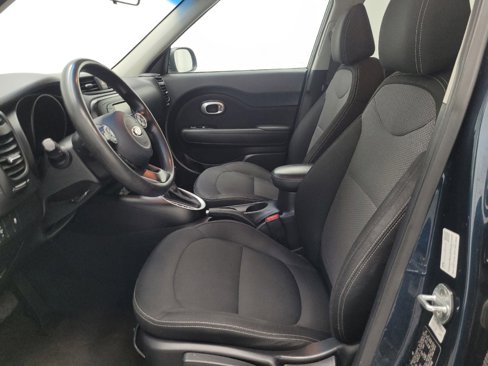 Used 2017 Kia Soul + image 17