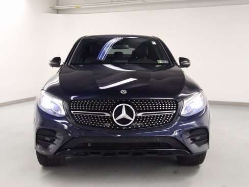 Used 2019 Mercedes-Benz GLC 300 4MATIC Coupe image 3