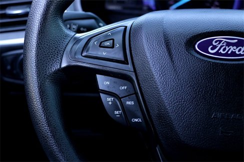 Used 2022 Ford Edge SE w/ Black Appearance Package image 15