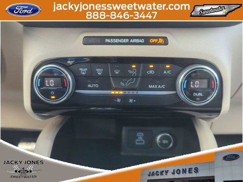 Certified 2021 Ford Escape SE w/ SE Sport Appearance Package image 26