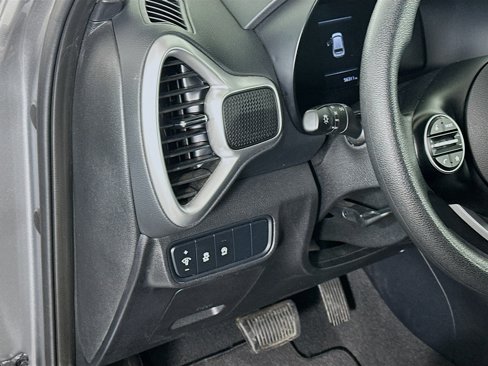 Used 2023 Kia Soul LX w/ Option Group 015 image 17