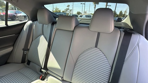 Used 2023 Toyota Camry SE image 33