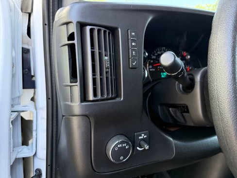 Used 2023 GMC Savana 2500 w/ Driver Convenience Package image 12