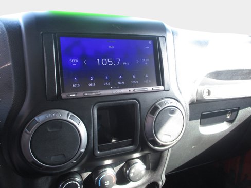 Used 2015 Jeep Wrangler Sport image 31