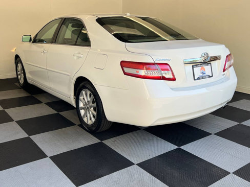 Used 2011 Toyota Camry XLE image 4