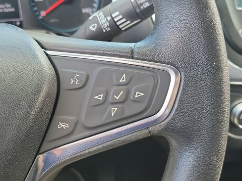 Used 2018 Chevrolet Equinox LT image 28