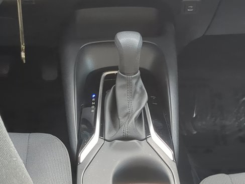 Used 2024 Toyota Corolla LE image 25
