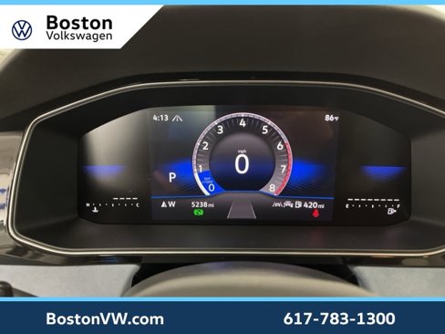 Used 2025 Volkswagen Jetta SE image 9