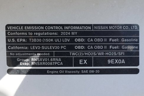 Used 2024 Nissan Kicks SV image 32
