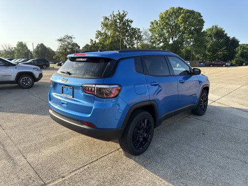 New 2025 Jeep Compass Latitude w/ Convenience Group image 7