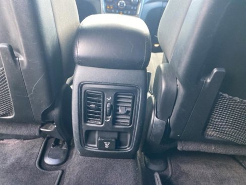 Used 2018 Jeep Grand Cherokee Laredo image 30