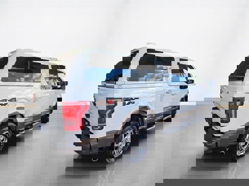 Used 2016 Ford F150 Lariat image 4