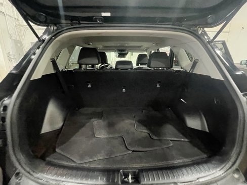 Used 2021 Kia Seltos EX image 17