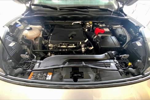 Certified 2020 Ford Escape SE image 30