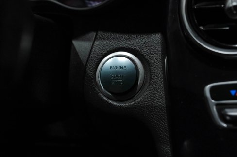 Used 2015 Mercedes-Benz C 300 Sedan image 21